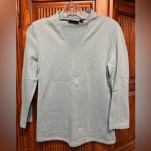 Croft & Barrow Teal V-Neck Long Sleeve Top
Size small